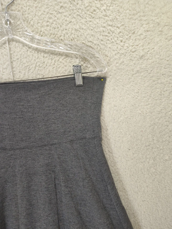 Mossimo Supply Co Mujer Falda Grande Gris Mezcla Rayón Tirar On Volantes Mini Ajuste Foto 3 de 4