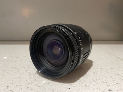 Sigma 28-200mm 1:3.8-5.6 Objektiv Zoom SAF Kamera Camera Lens (Canon EF)
