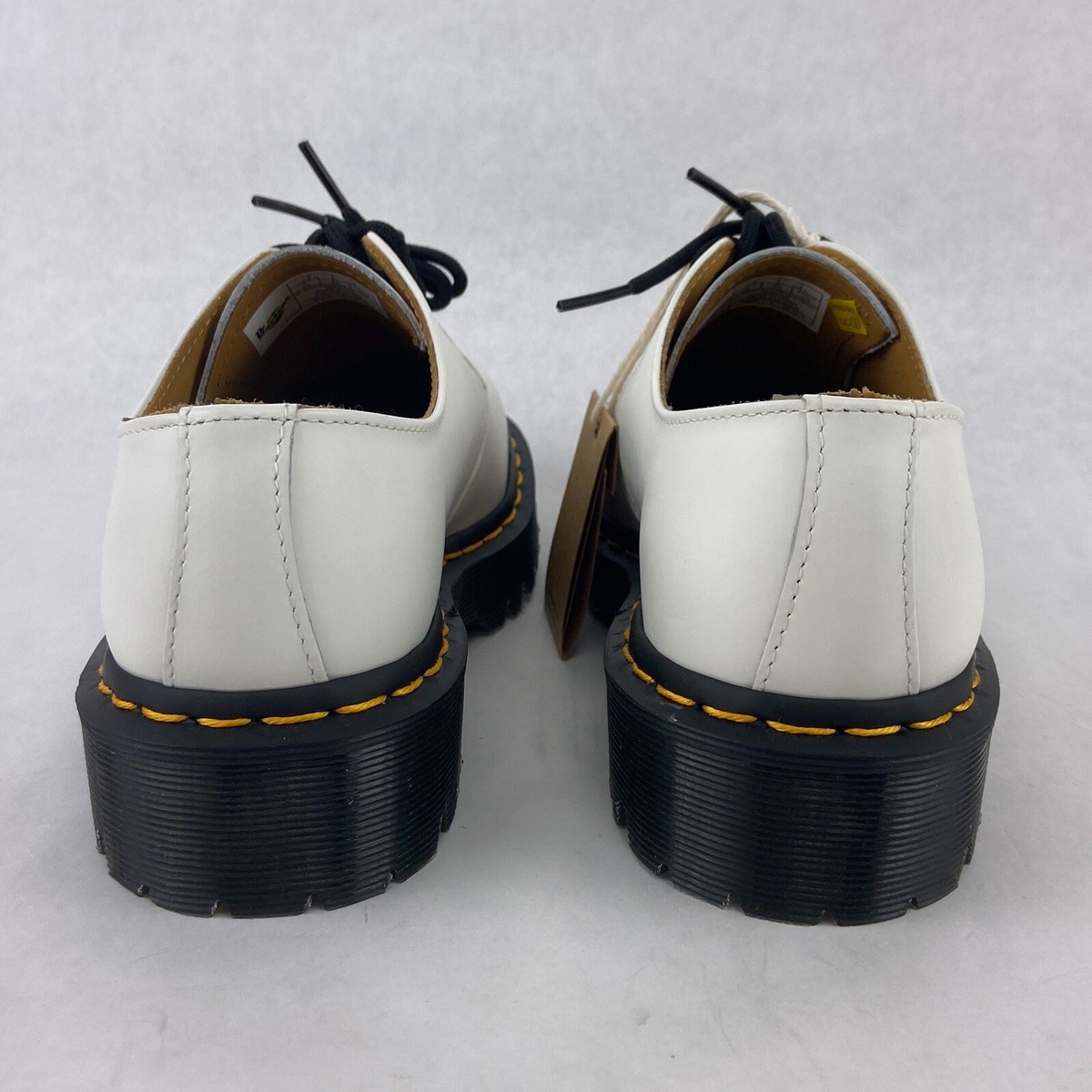 Dr. Martens 1461 BEX ホワイト UK6 1460 Bex Made in England Toe Cap Lace Up Boots in White | Dr