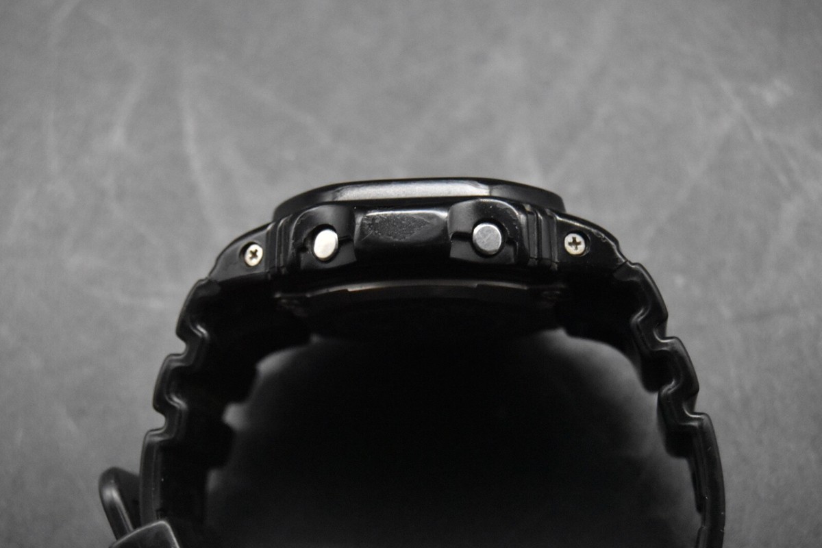 Casio G-Shock GW-M5610R-1JF Tough Solar From JAPAN 【NEAR MINT