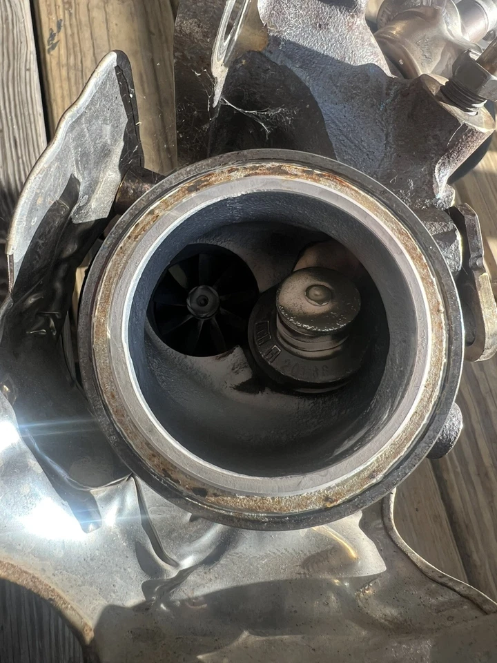 Turbocompresor Infiniti Q50 2014-2021 OEM 108 k millas perfecto estado Foto 4 de 4