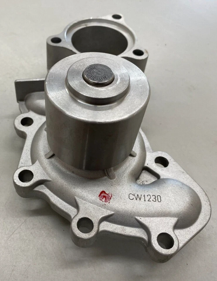 Hytec Engine Water Pump - 224059 - Fits Toyota Tacoma, Tundra & T100 - Image 2 of 4