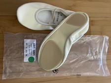 Gymnastics Trampoline Ballet Shoe Slip on Split Sole Size 5 Made in Italy NEW