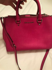 Détails sur sac MICHAEL KORS Détails sur sac MICHAEL KORS