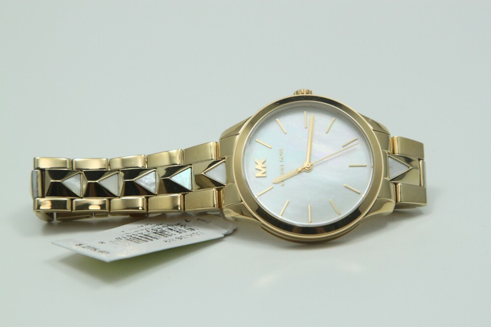 Mk6689 Michael Kors Women's MK6689 Runway Mercer 38mm Gold-tone MOP Dial Watch ...