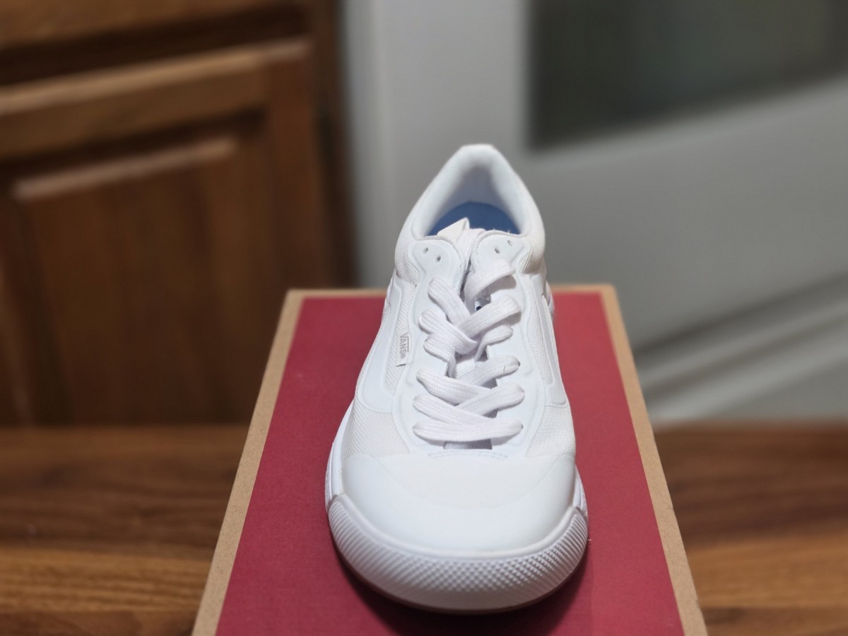 Vans UltraRange EXO True White/True White Size 7 Men 8.5  display picture 1