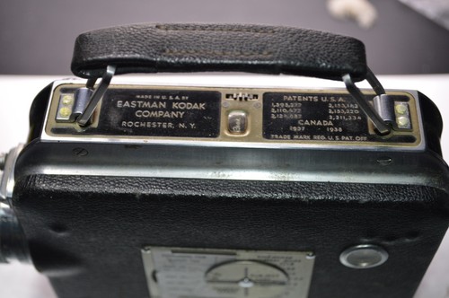 Cine Kodak Eihht Model 90 Film Camera - untested - Picture 5 of 17