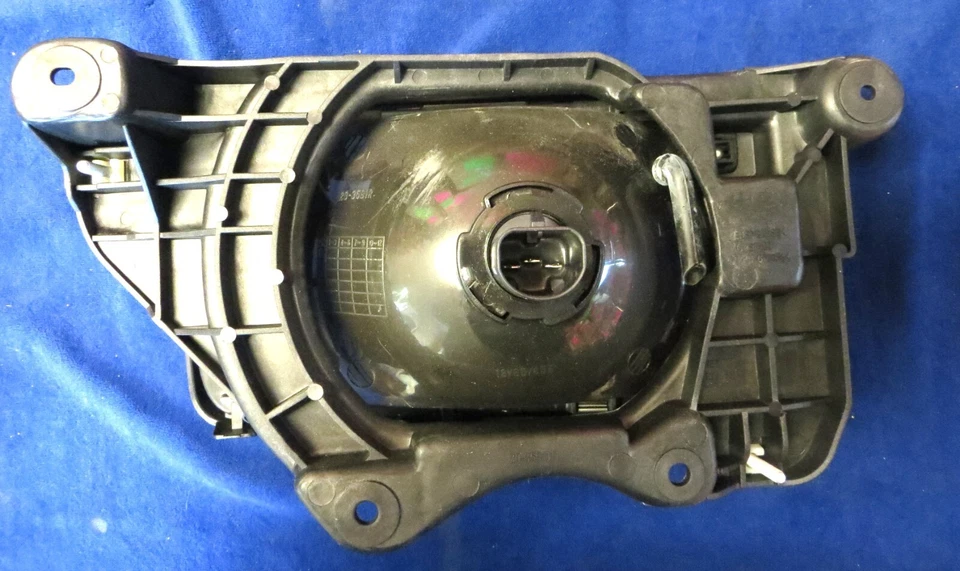 NUEVO 1991-1997 Isuzu Rodeo Conjunto de faros laterales derecho pasajero en caja Foto 2 de 4