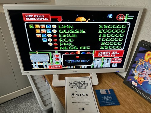 Amiga System 3 Putty Vintage 1992 - Boxed & Working -👽👾Retro Gift Idea👾👽 - Photo 6/24