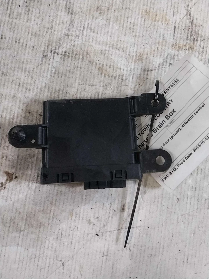Used Power Sliding Door Control Module fits: 2015 Chrysler Town & country Door s - Image 2 of 4