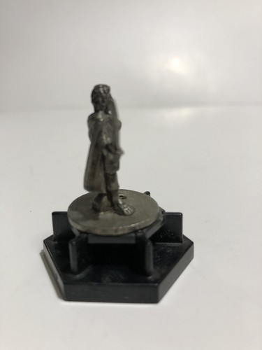 Lord of the Rings Trivial Pursuit Frodo Replacement Pewter Token Piece - Picture 5 of 7