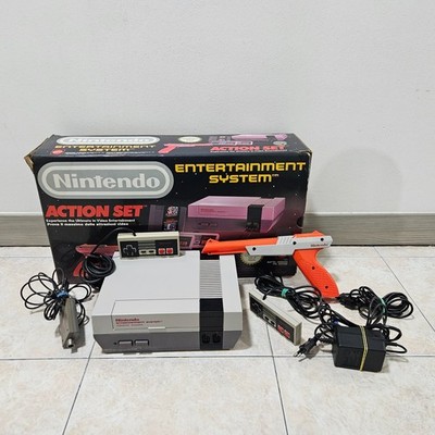 Nintendo NES Entertainment Sistem Action Set Complete Console