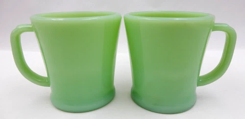 VINTAGE SET OF 2 FIRE-KING OVEN WARE GREEN JADEITE "D-HANDLE" 8OZ COFFEE MUGS