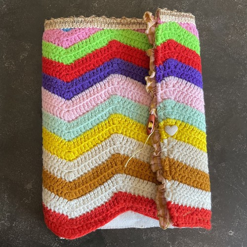 Diario cuaderno de bocetos de viaje hippie de ganchillo hecho a mano + tarjetas y postales