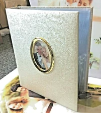 Photo Album 3 RINGS LEATHER 2 up 5" X 7" with 50 pages holds 200 photos