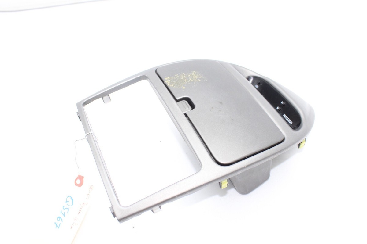00-02 TOYOTA CELICA CENTER CONSOLE RADIO BEZEL TRIM & STORAGE
