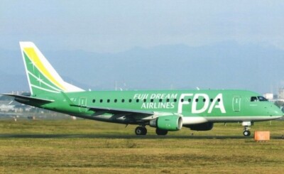 FDA ERJ-170 JA04FJ Greem 航空機・ヘリコプター FDA ERJ-170 JA04FJ
