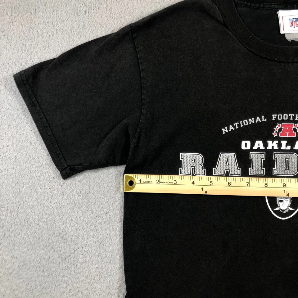oakland raiders T Shirt Mens M black logo - Image 2 of 4