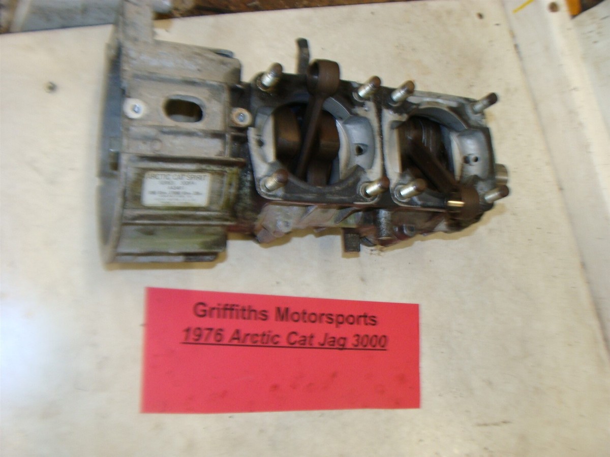 1976 ARCTIC CAT JAG 340 3000 Spirit AA34F1 crank shaft crankcase