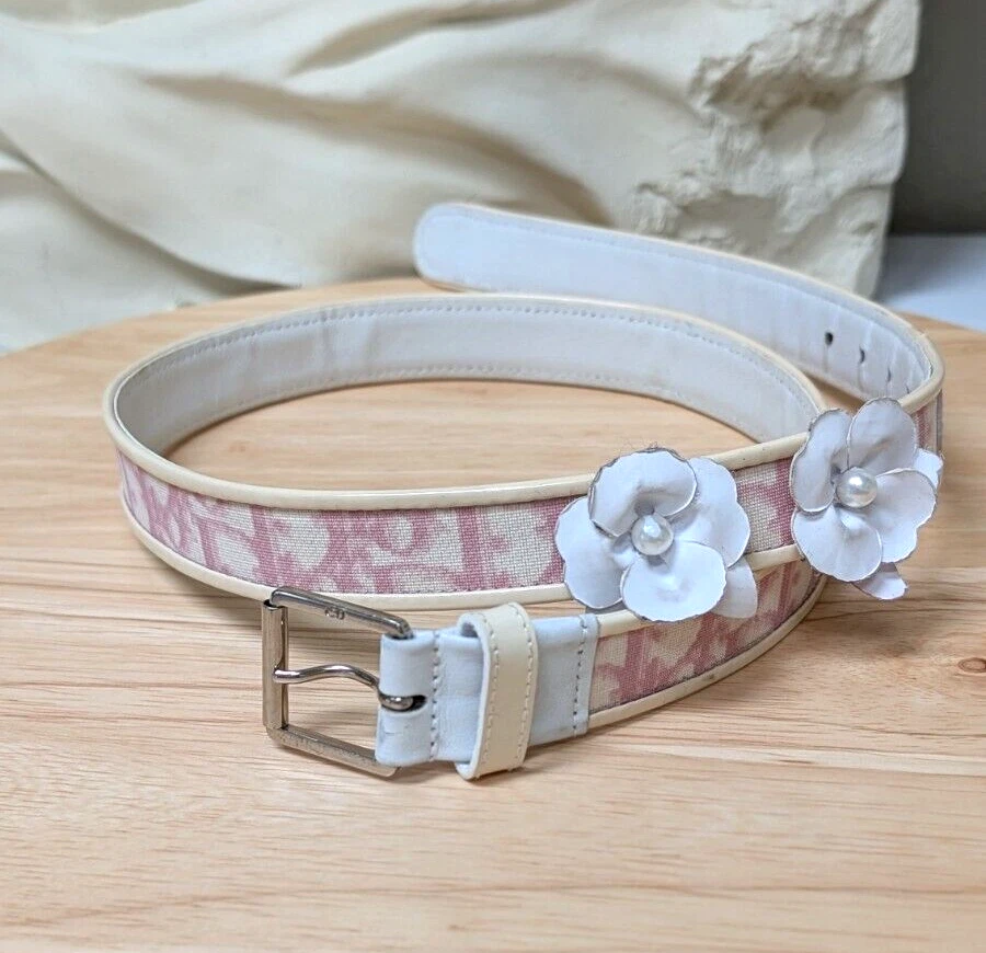 Applique florale cuir blanc Dior vintage 2004 rose Diorissimo taille 28 S