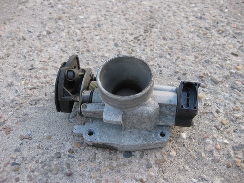 Ford Fiesta 4 JAS/JBS (99-01) : Drosselklappe