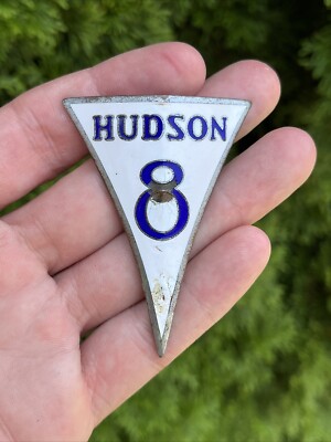 Vintage Emblem Hudson 8 Enameled Radiator Badge Grille Logo Auto Car Antique