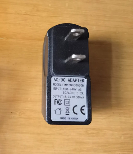 YMK6W050050B 5V 500mA Netzteiladapter Ladegerät Für Routers Monitor