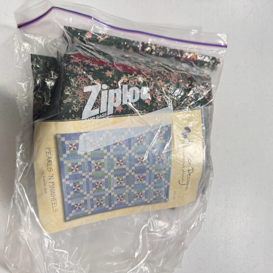 pearls and pinwheels quilt kit fabric bundle fat quarter batik tie dye green - Image 2 of 4