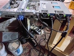 HP Proliant DL360P Gen8 2x Xeon E5-260v2 2.6Ghz 6- Core 8 4gb Total 32gb