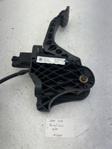 2012-2015 Volkswagen Passat 2.5L Clutch Pedal OEM. - Picture 2 of 9