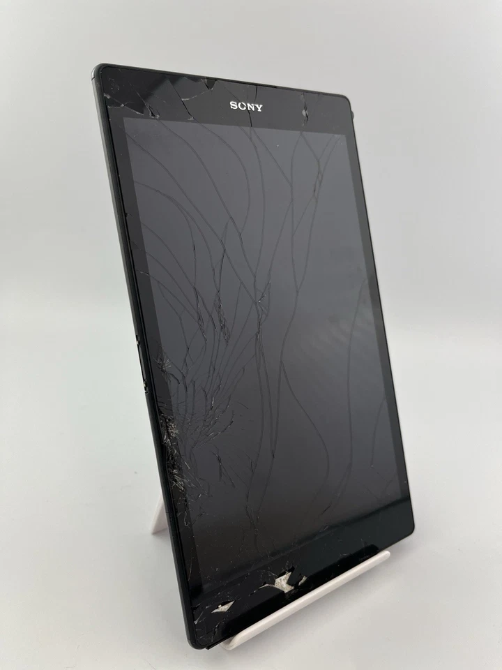 Sony Xperia Z3 Tablet Compact SGP611 Black WiFi 16GB 8" Android Tablet Cracked - Image 2 of 4