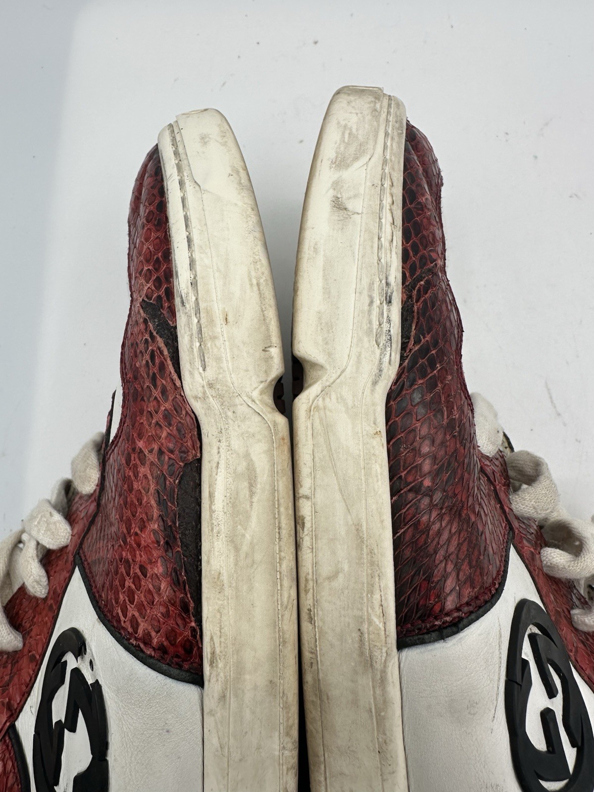 Gucci Interlocking GG Logo Red Python Low Top Sne… - image 8
