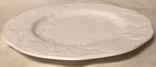 PLATO DE ALMUERZO O ENSALADA PORCELANA HUESO BLANCO BRILLANTE FRESA Y VID MADERA DE CUÑA 8 3/4" - Imagen 2 de 5