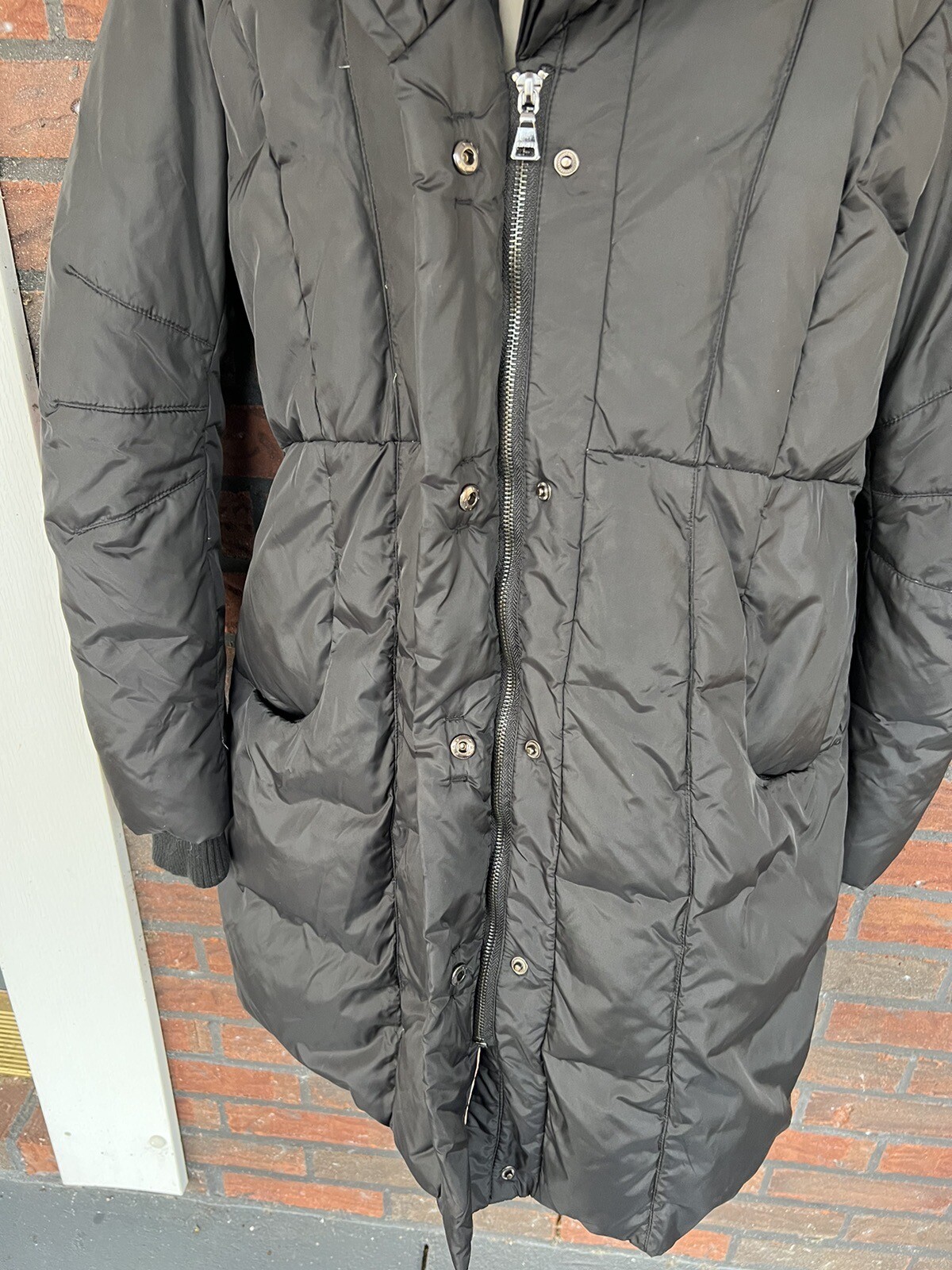 Express Black Parka Medium Down Feather Hooded Sn… - image 9