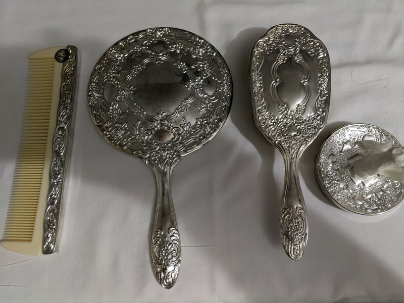 Vintage Godinger Silver Art Co Comb and Mirror Set
