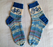handgestrickte selbstgestrickte Socken, Strümpfe Gr. 42/43 Colourwork Fahrrad