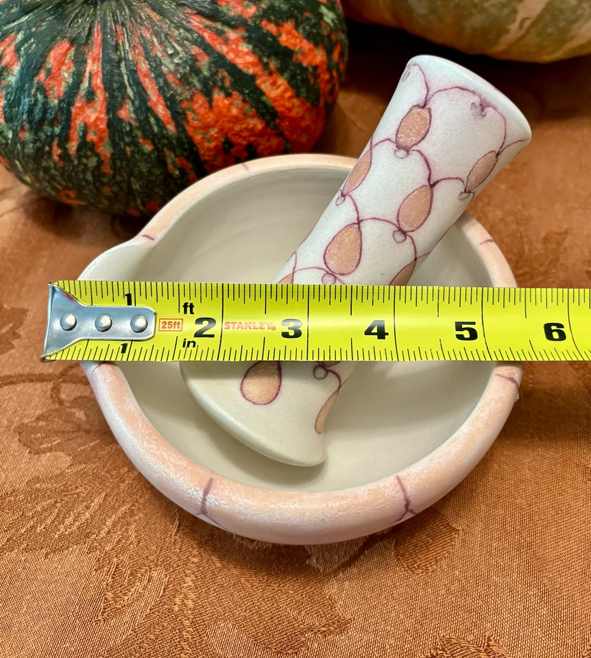 Mortero y mortero rosa/blanco pieza de arte floral gres, pesado, 5,5 pulgadas Foto 3 de 4