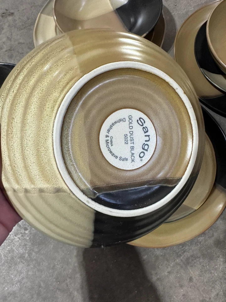 Sango Gold Dust Black Dishes Set Setting 12 Piece Glazed Stoneware 5022 - Image 3 of 4