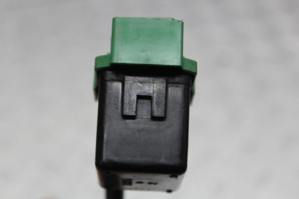 Honda Valkyrie 1500 1997 GL1500CT TOUR motor relé de arranque tiene video en funcionamiento Foto 4 de 4