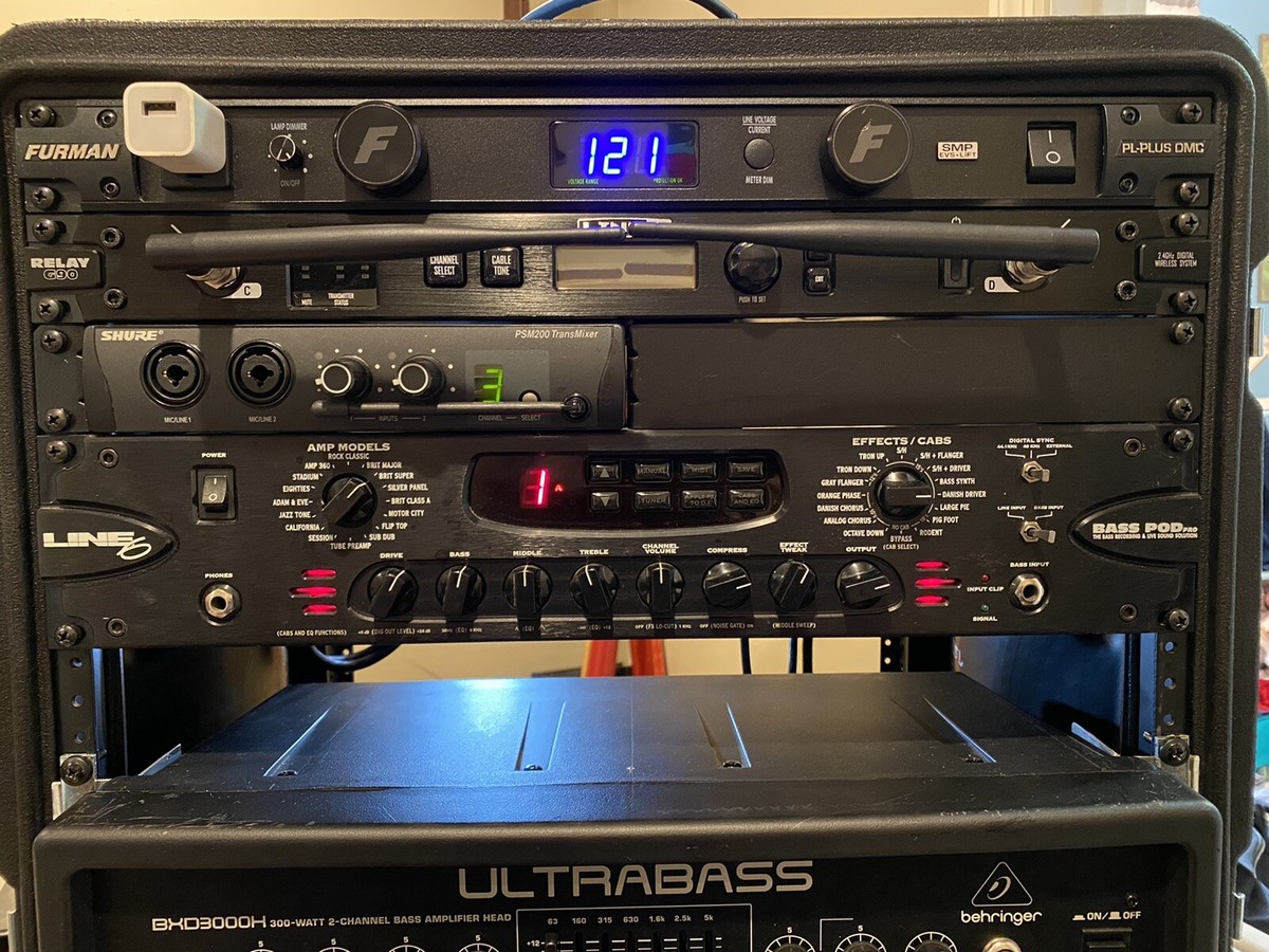 Line 6 Bass Pod Pro W/ 20ft Cat5 Cable And Two Floorboards