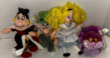 Disney Store Alice in Wonderland Plush Set   Queen, Alice, Hatter, Cheshire   4