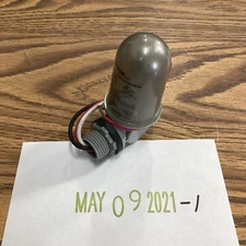 Tork 2001 Photocontrol 120V Ac 2000 W 1/2 In Conduit Used