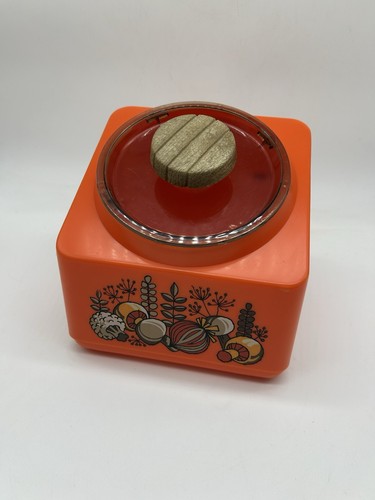 Vintage 10 Cup Retro MCM Rubbermaid Candy Cookie Jar Canister Orange 5E