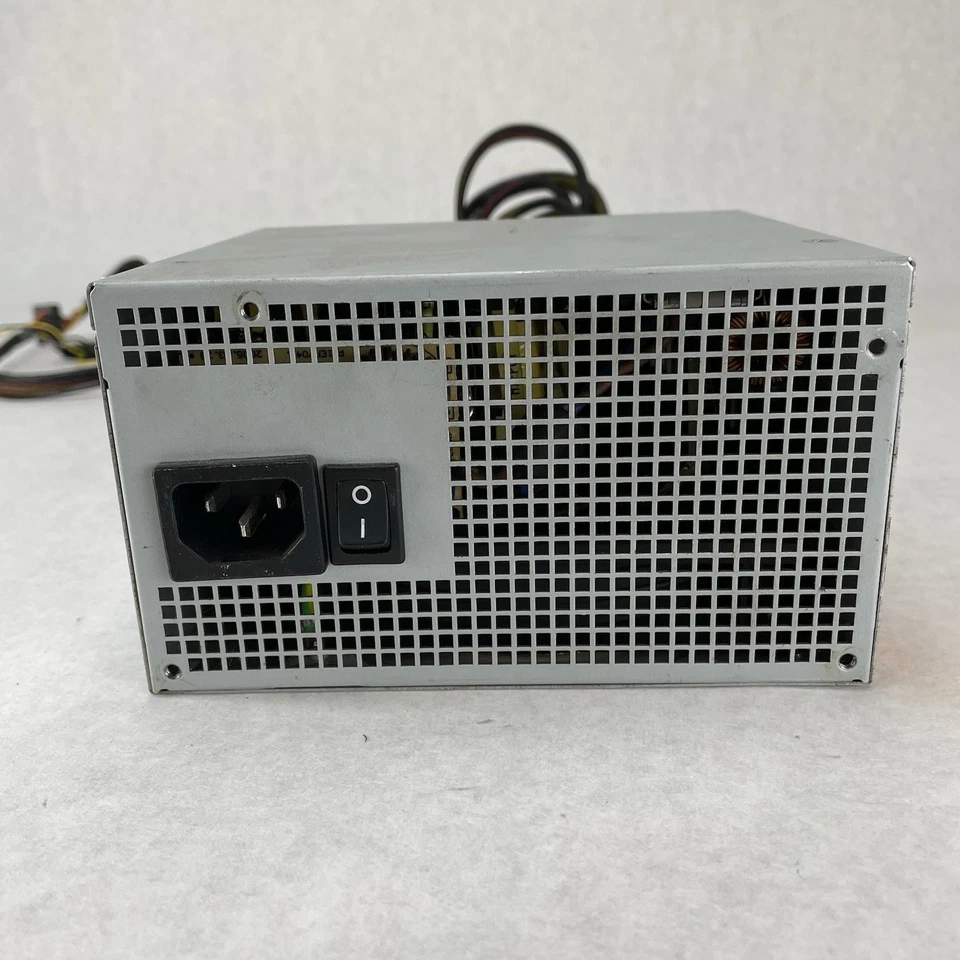 Antec TruePower Trio TP3-550 550W Power Supply Untested - Image 2 of 4