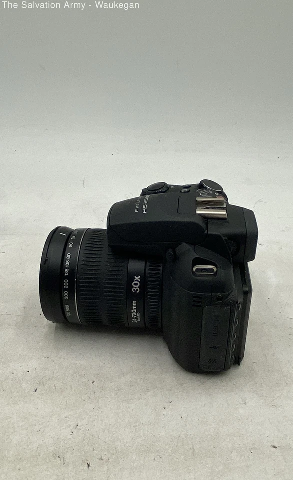 Fujifilm FinePix HS25 EXR Black 16MP 30x Optical Zoom Digital Bridge Camera - Image 2 of 4
