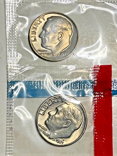 1971 P and D Roosevelt Dimes from Mint Set Uncirculated in Original Cello