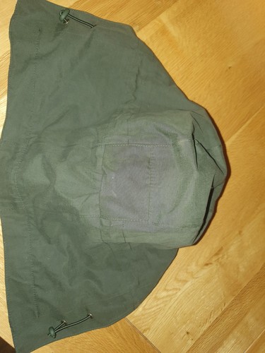 BARBOUR Waxed Coat Jacket Detachable Hood Olive Green Beaconsfield Zip VGC - Afbeelding 4 van 7