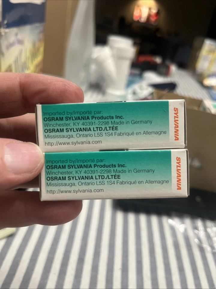 2X Sylvania 25W 120V Halo Capsylite Clear Finish G9 Base T4 Shape - Image 3 of 3