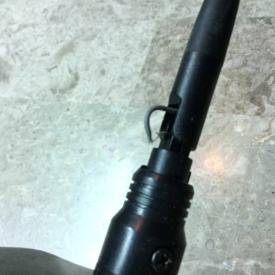 Red Cat Racing 4WD Truck Gas Engine Earthquake 3.5 With Controller Untested - Image 4 of 4