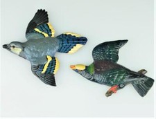 HAND PAINTED CERAMIC WHITE CROWNED PIGEON & BLUEDEND BIRDS - TRAILSIDE MUSEUM IL